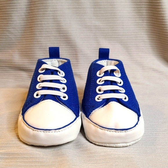 Baby Fanatics Warriors Crib Shoes - Picture 3 of 13